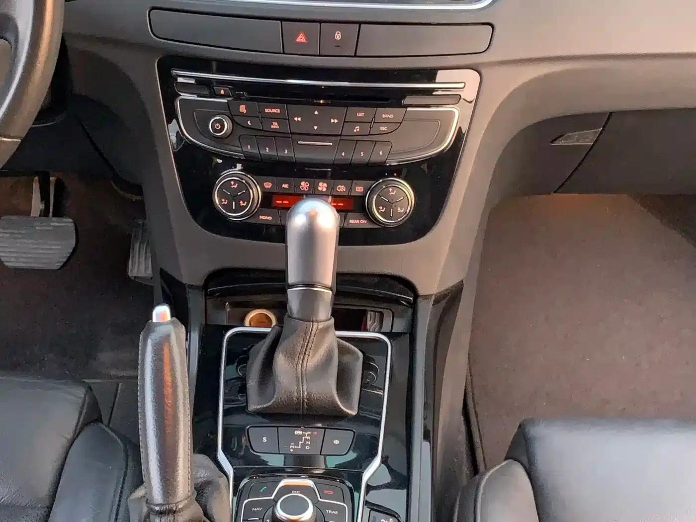 Peugeot 508 2013 2.3L Roland Garros Edition — миниатюра 16