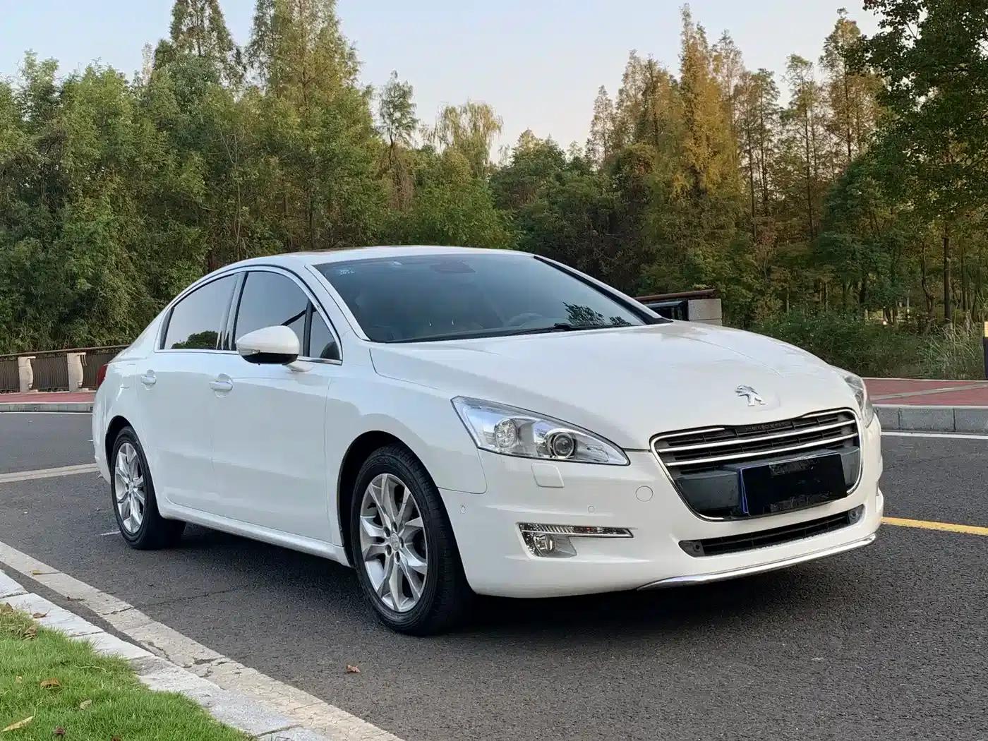 Peugeot 508 2013 2.3L Roland Garros Edition — миниатюра 3