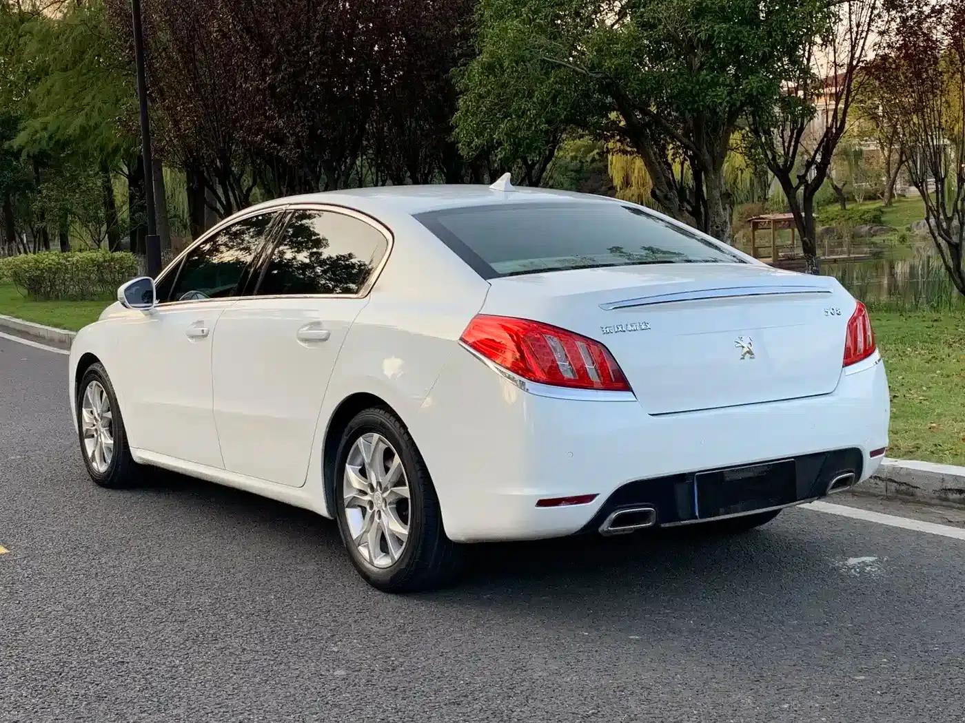 Peugeot 508 2013 2.3L Roland Garros Edition — миниатюра 5