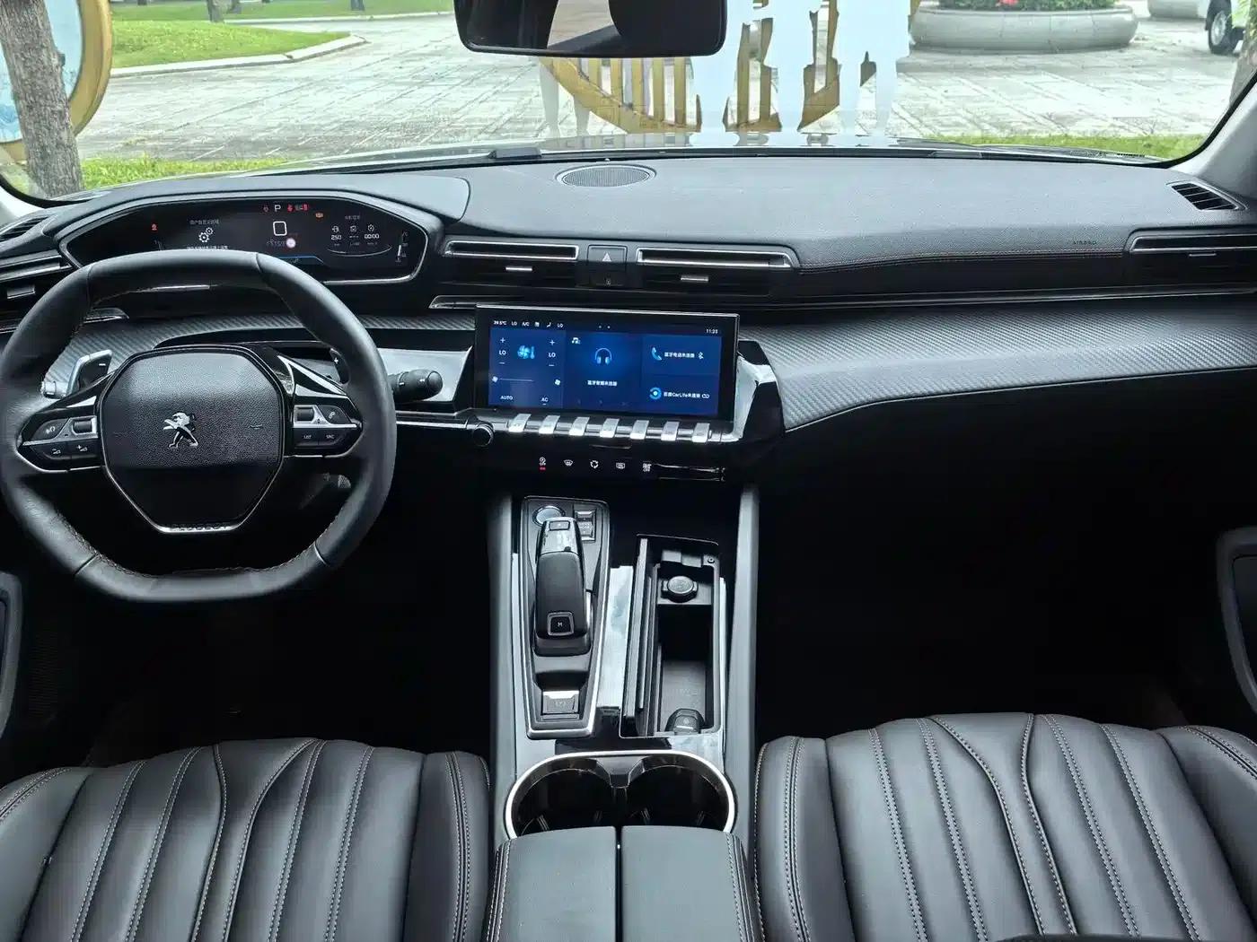 Peugeot 508 2022 Model 508L 400THP PureTech Driving Control Edition — миниатюра 11