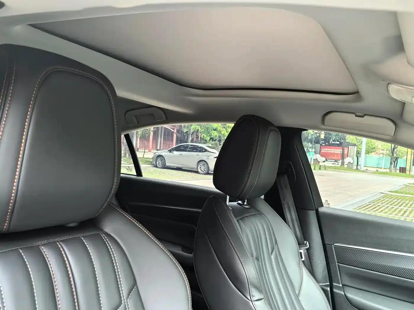 Peugeot 508 2022 Model 508L 400THP PureTech Driving Control Edition — миниатюра 16