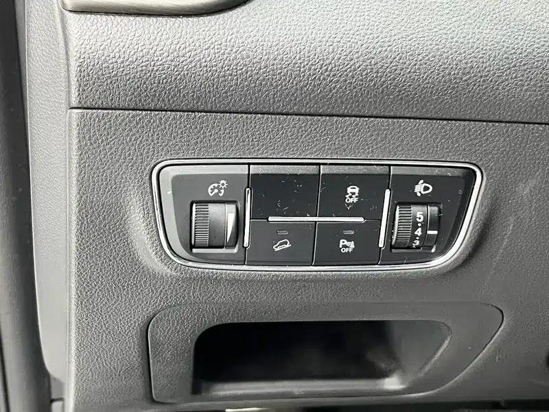 Changan CS75 2017 Fashion Edition 1.8T Automatic Four-Wheel Drive Premium Model — миниатюра 18