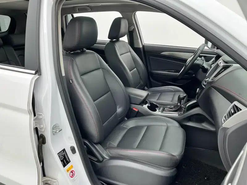 Changan CS75 2017 Fashion Edition 1.8T Automatic Four-Wheel Drive Premium Model — миниатюра 21