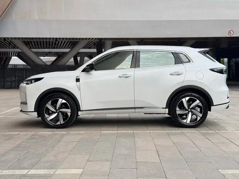 Changan CS55 PLUS 2024 Model, Third Generation 1.5T DCT Premium Edition — миниатюра 4