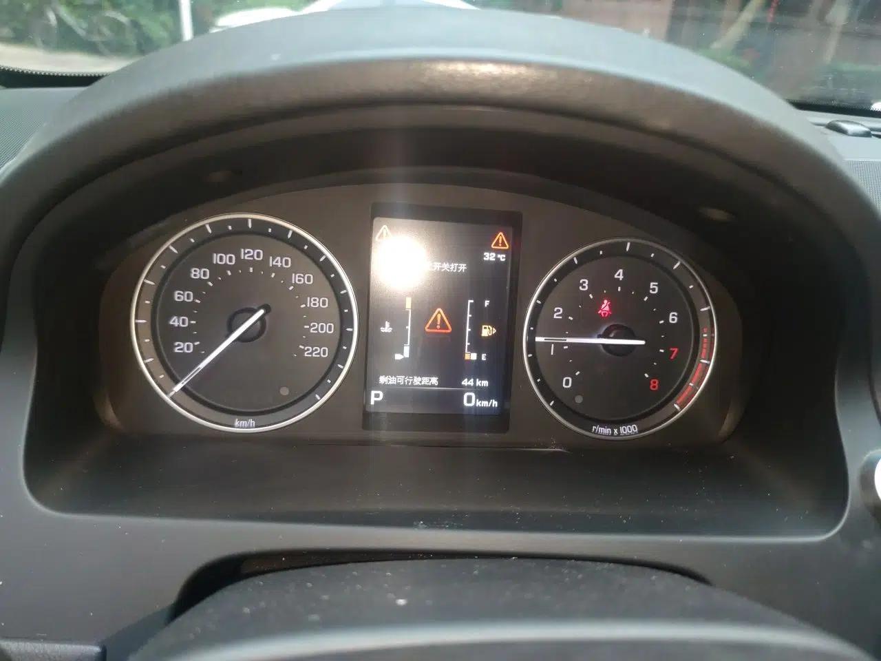 Land Rover Freelander 2 2013 2.0T Si4 SE Gasoline Edition — миниатюра 11