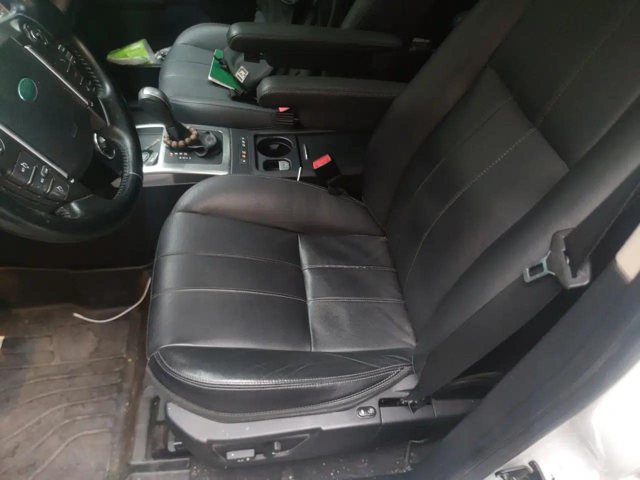 Land Rover Freelander 2 2013 2.0T Si4 SE Gasoline Edition — миниатюра 15