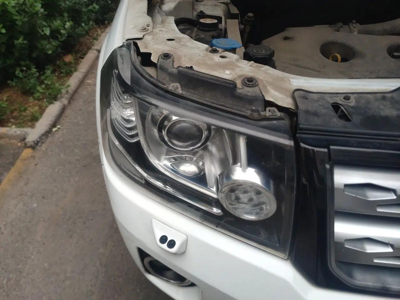 Land Rover Freelander 2 2013 2.0T Si4 SE Gasoline Edition — миниатюра 7