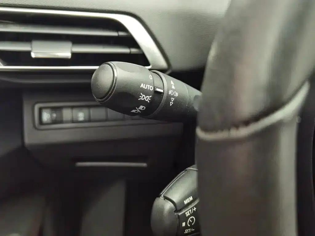 Peugeot 5008 2017 380THP 7-seater Elite Edition — миниатюра 21
