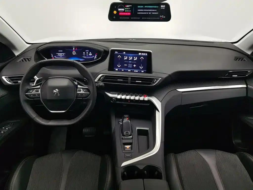 Peugeot 5008 2017 380THP 7-seater Elite Edition — миниатюра 5