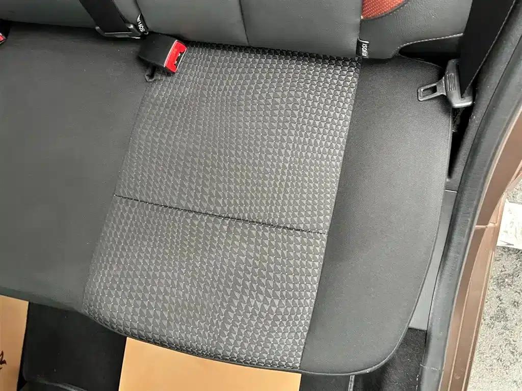 Peugeot 301 2014 1.6L Automatic Comfort Edition — миниатюра 17