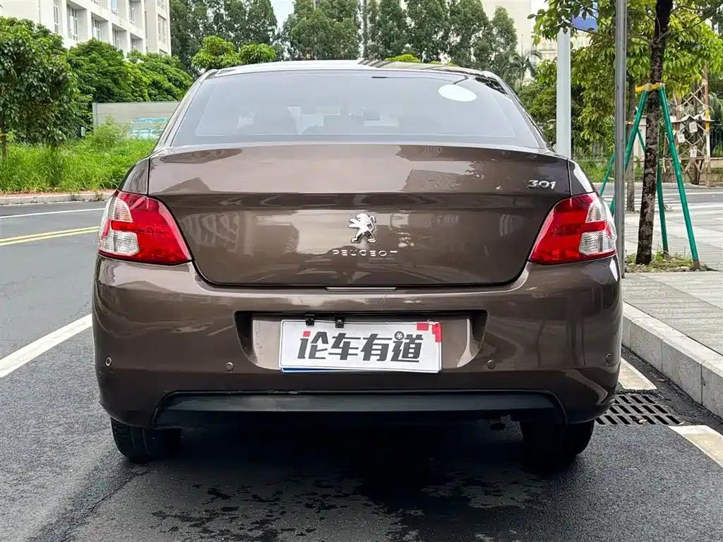 Peugeot 301 2014 1.6L Automatic Comfort Edition — миниатюра 24