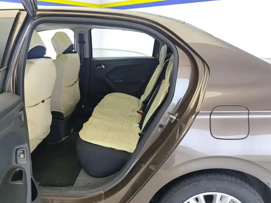 Peugeot 301 2014 1.6L Automatic Luxury Edition — миниатюра 11