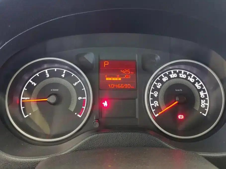 Peugeot 301 2014 1.6L Automatic Luxury Edition — миниатюра 14