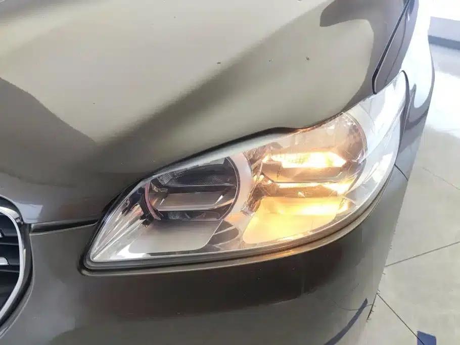 Peugeot 301 2014 1.6L Automatic Luxury Edition — миниатюра 5