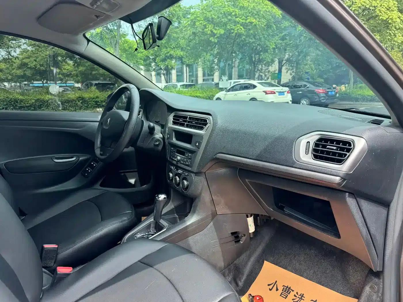 Peugeot 301 2014 1.6L Automatic Comfort Edition — миниатюра 5