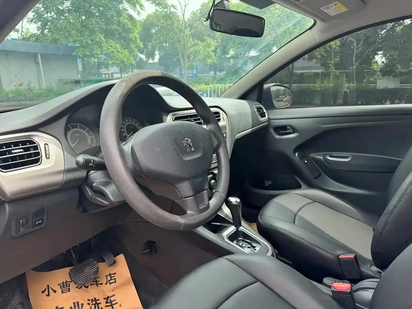 Peugeot 301 2014 1.6L Automatic Comfort Edition — миниатюра 8