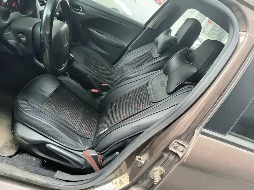 Peugeot 301 2014 1.6L Manual Comfort Edition — миниатюра 15
