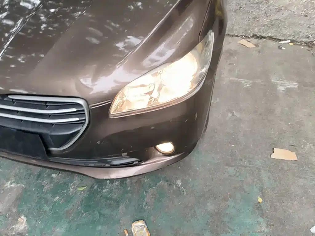 Peugeot 301 2014 1.6L Manual Comfort Edition — миниатюра 24