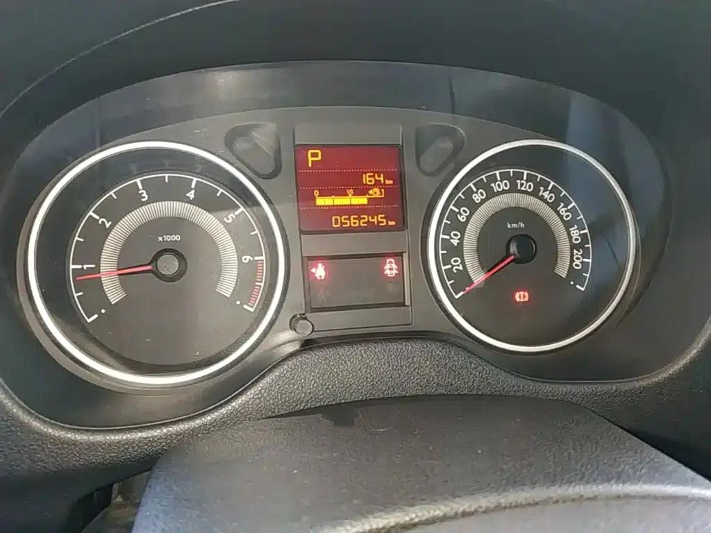 Peugeot 301 2014 1.6L Automatic Luxury Edition — миниатюра 12