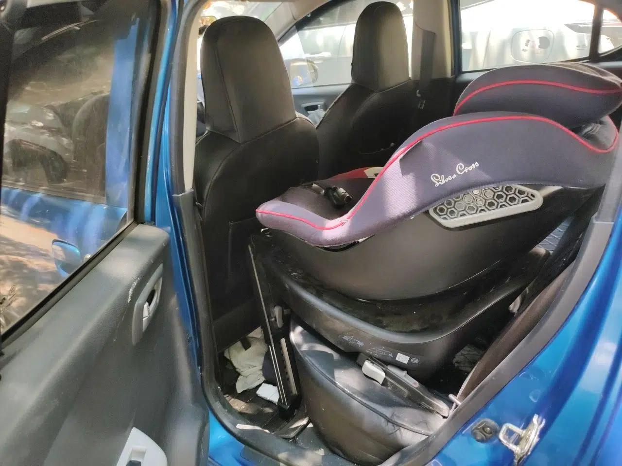 Suzuki Alto 2013 1.0L Automatic Luxury Model — миниатюра 17