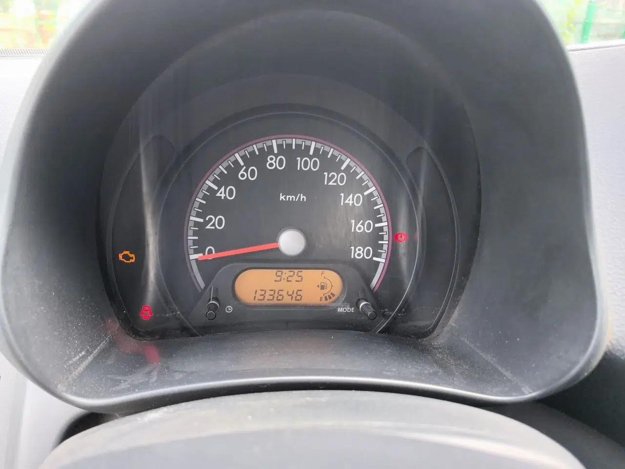 Suzuki Alto 2013 Revised Version 1.0L Manual Comfort Edition — миниатюра 11