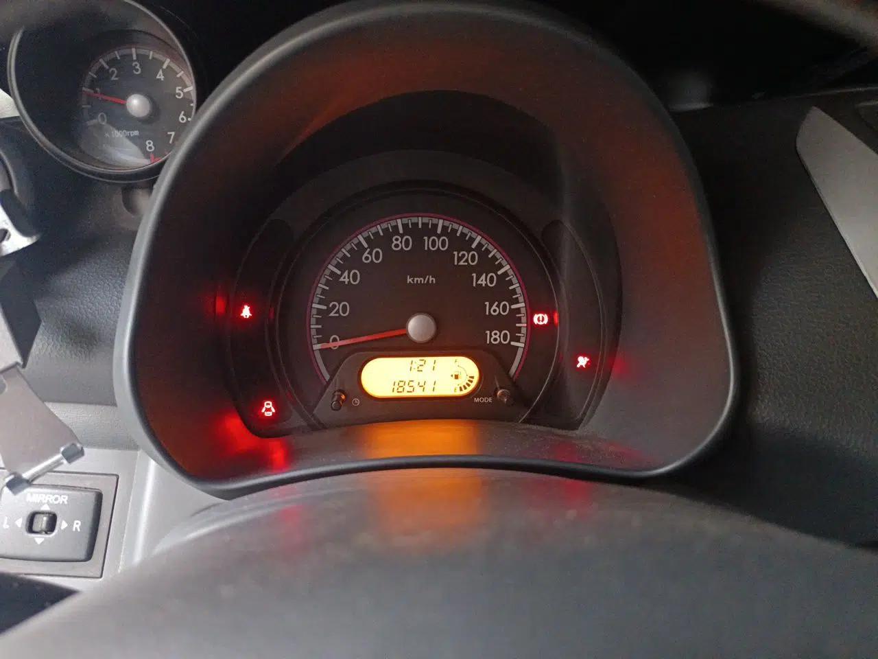 Suzuki Alto 2013 1.0L Manual Luxury Model — миниатюра 11