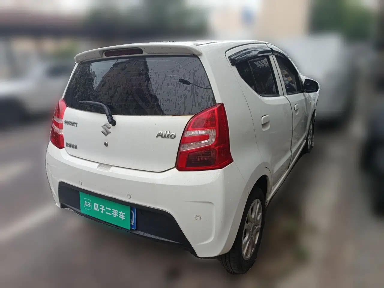 Suzuki Alto 2013 1.0L Manual Luxury Model — миниатюра 6
