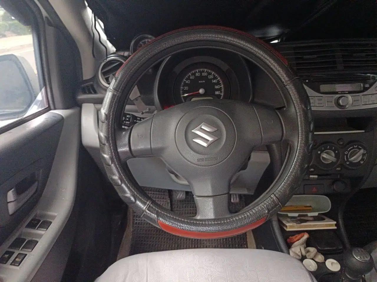 Suzuki Alto 2013 1.0L Manual Luxury Model — миниатюра 10