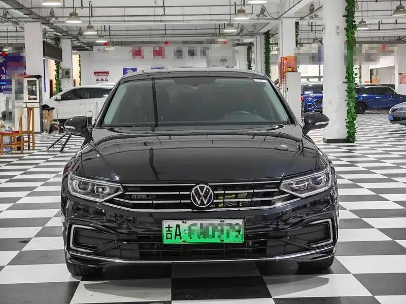 2022 Volkswagen Magotan PHEV Luxury Edition — миниатюра 2