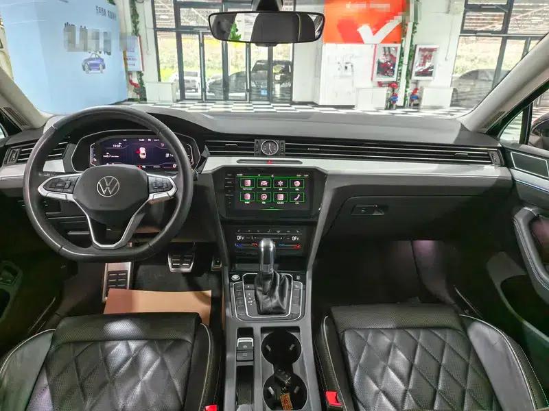 2022 Volkswagen Magotan PHEV Luxury Edition — миниатюра 9