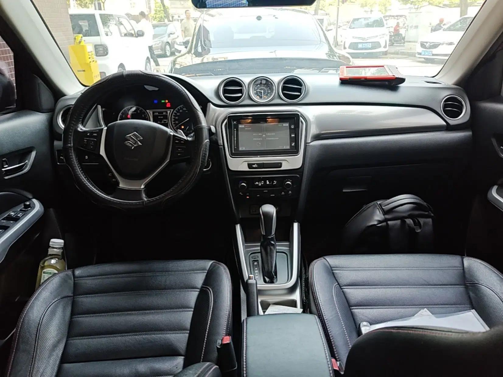Suzuki Vitara 2016 1.4T Automatic Two-Wheel Drive Luxury Version — миниатюра 12