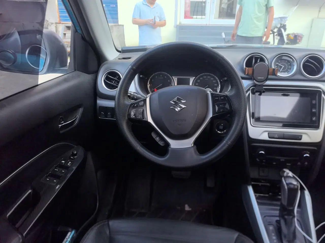 Suzuki Vitara 2016 1.4T Automatic Two-Wheel Drive Luxury Version — миниатюра 10