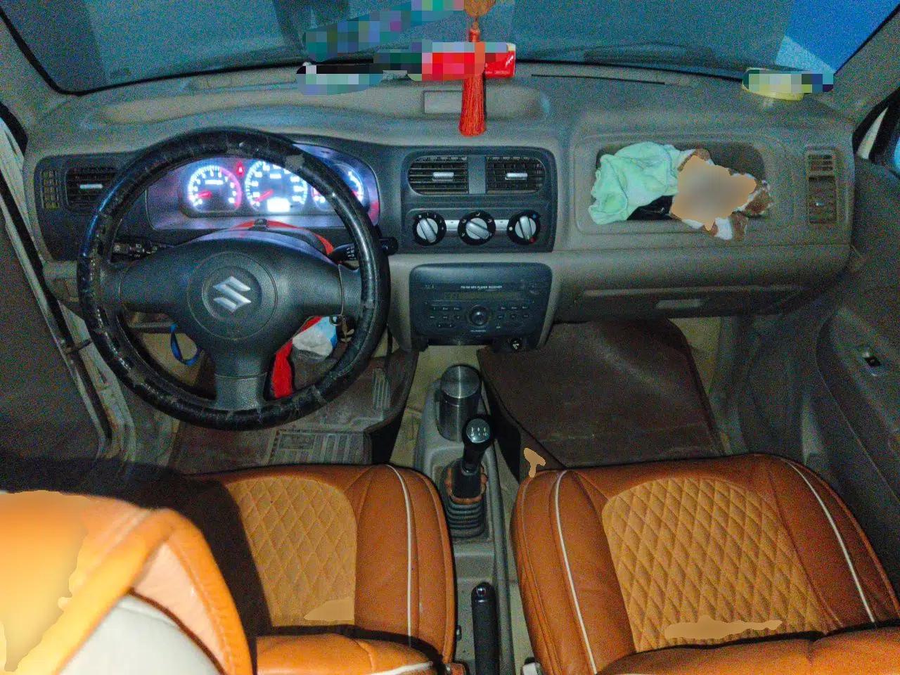 Suzuki Wagon R 2015 1.0L Manual Comfort Model — миниатюра 9
