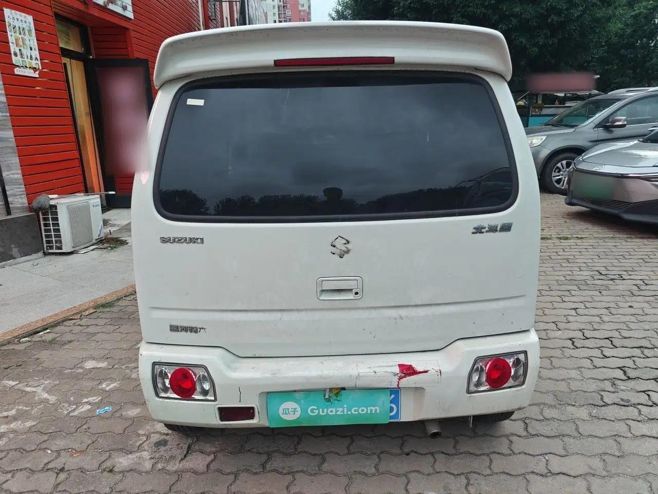 Suzuki Wagon R 2015 1.0L Manual Comfort Model — миниатюра 5