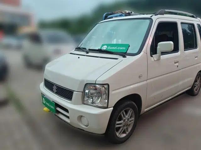 Suzuki Wagon R 2015 1.0L Manual Comfort Model