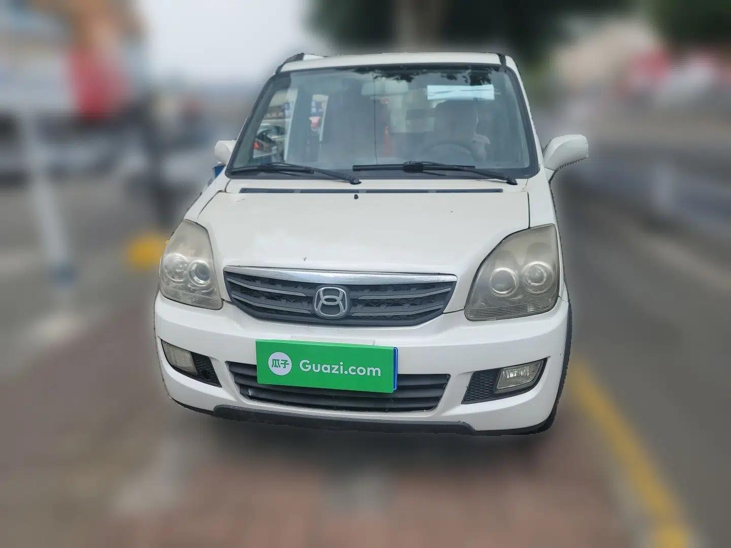 Suzuki Wagon R X5 2013 Cruise Edition 1.4L VVT Luxury Model China IV Standard — миниатюра 2
