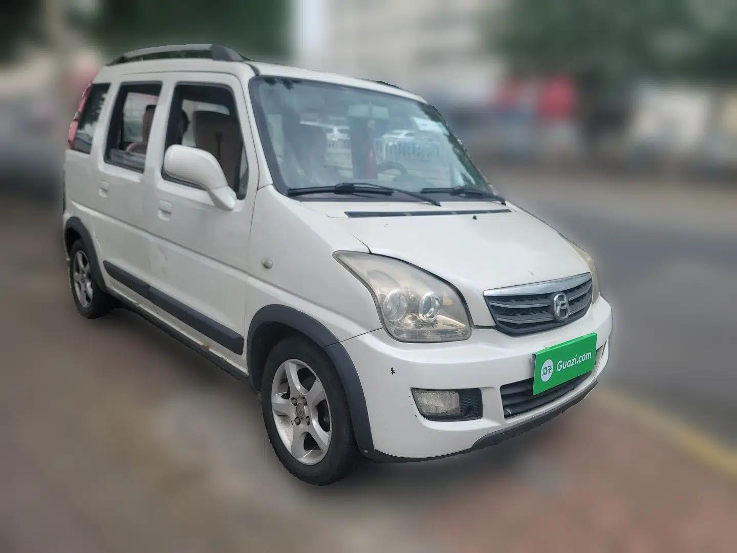 Suzuki Wagon R X5 2013 Cruise Edition 1.4L VVT Luxury Model China IV Standard — миниатюра 3