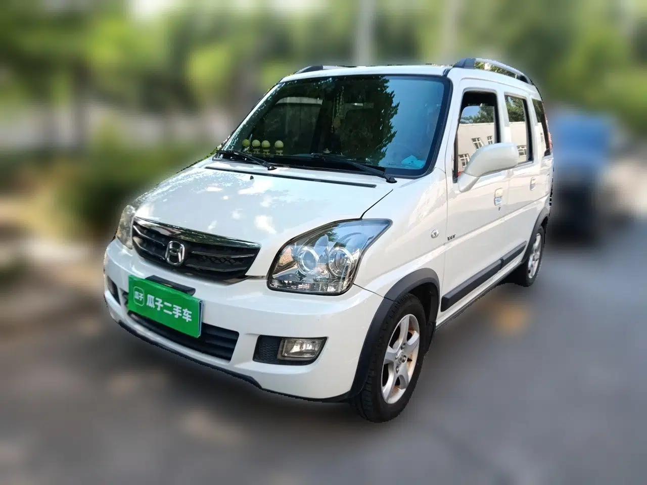 Suzuki Wagon R X5 2016 1.4L Entry Model China V Standard — миниатюра 1