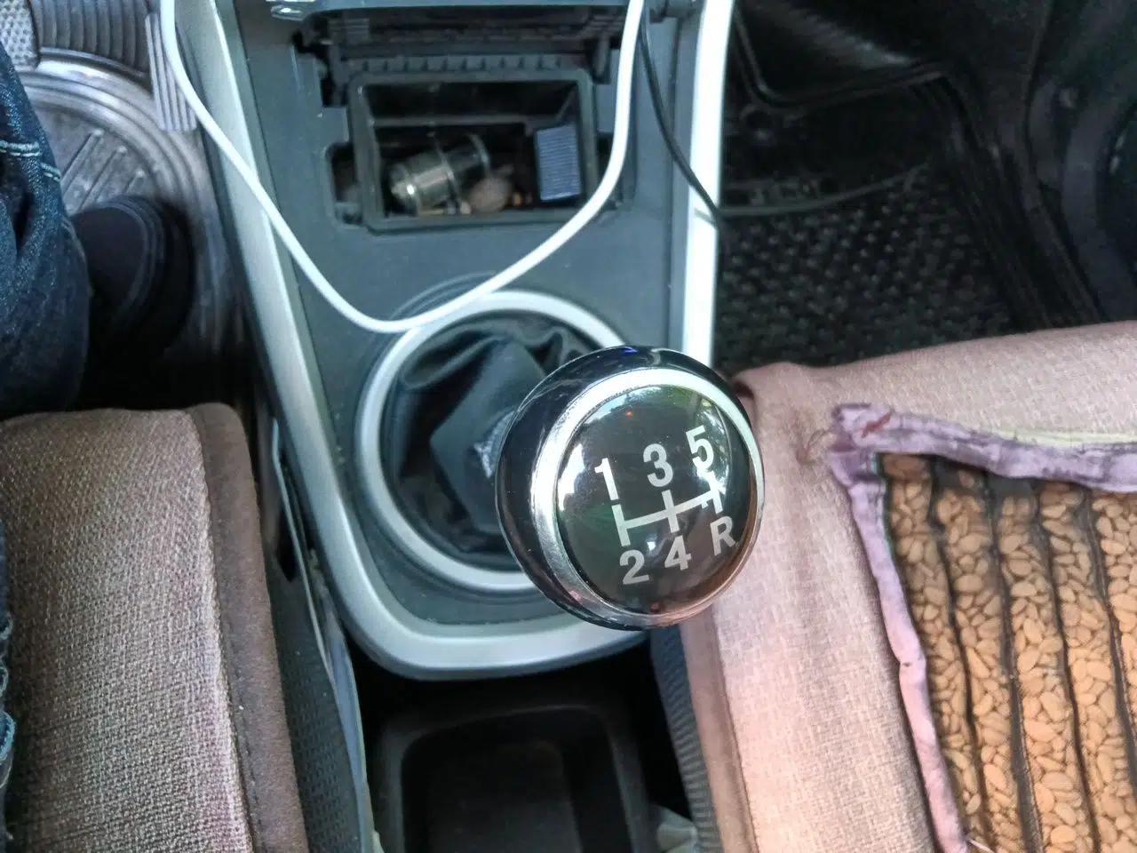 Suzuki Wagon R X5 2016 1.4L Entry Model China V Standard — миниатюра 14