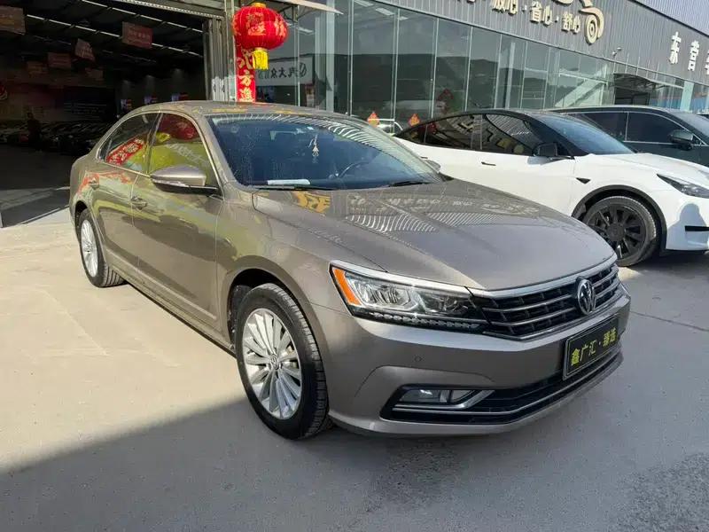 2017 Passat 2.5L Automatic Front-Wheel Drive 5-Seater (Parallel Import) — миниатюра 3