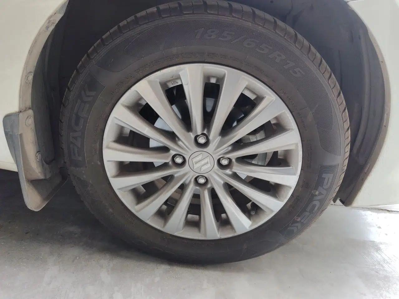 Suzuki Alivio 2015 1.6L Manual Comfort Model — миниатюра 5