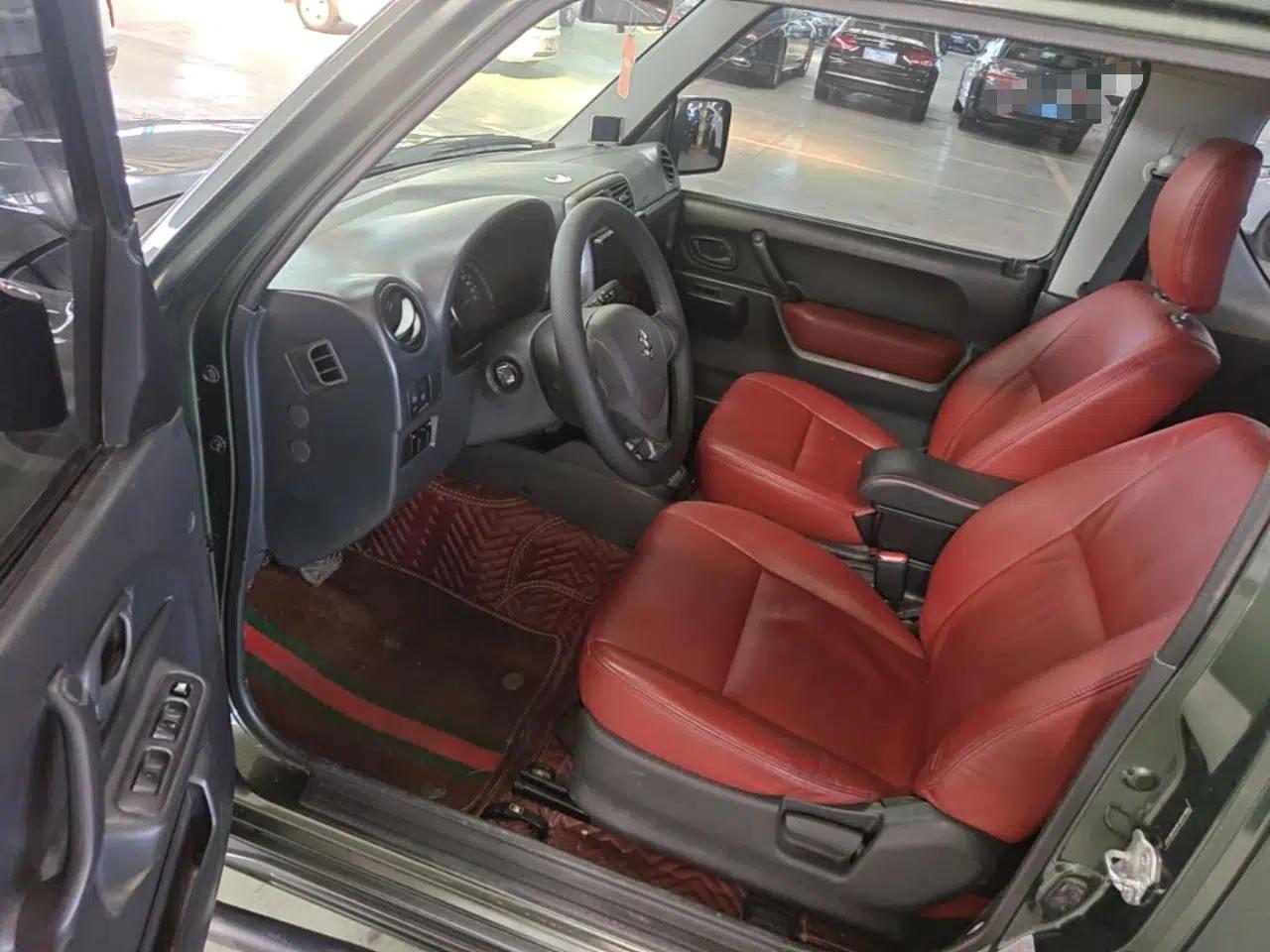 Suzuki Jimny 2015 1.3 AT JLX — миниатюра 23