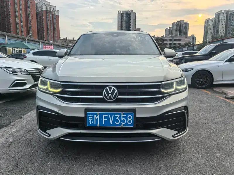 Tiguan L 2023 Facelift 330TSI 2WD R-Line Flagship Edition — миниатюра 2