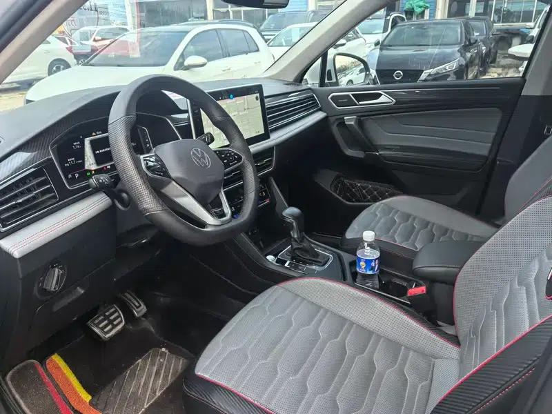 Tiguan L 2023 Facelift 330TSI 2WD R-Line Flagship Edition — миниатюра 11