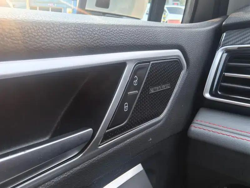 Tiguan L 2023 Facelift 330TSI 2WD R-Line Flagship Edition — миниатюра 12