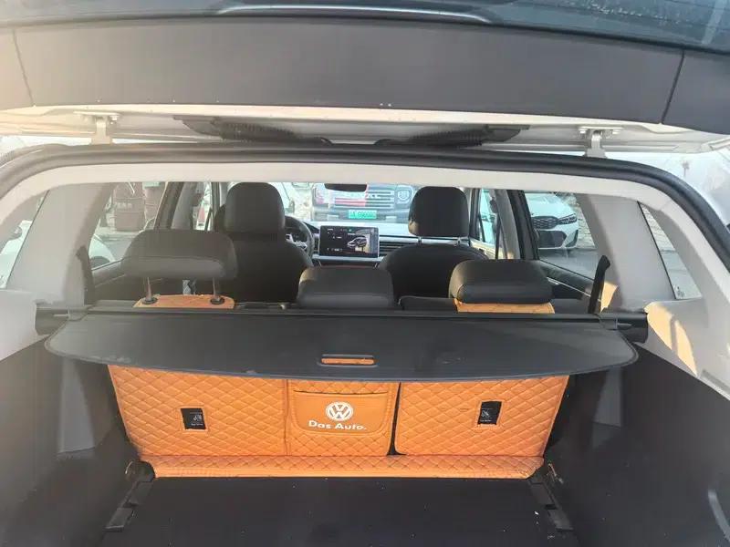 Tiguan L 2023 Facelift 330TSI 2WD R-Line Flagship Edition — миниатюра 14