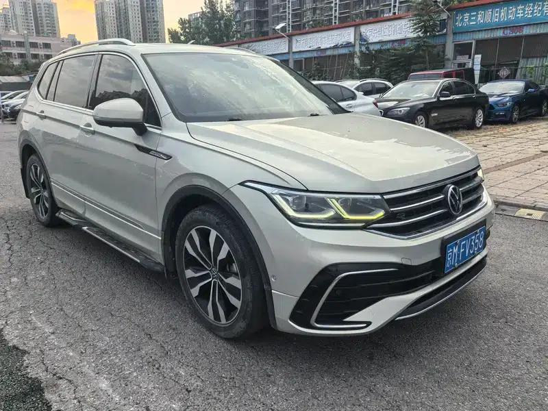 Tiguan L 2023 Facelift 330TSI 2WD R-Line Flagship Edition — миниатюра 3