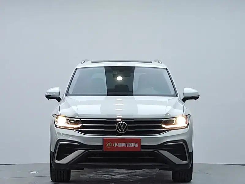 Tiguan L 2023 280TSI Trendy Limited Edition — миниатюра 2