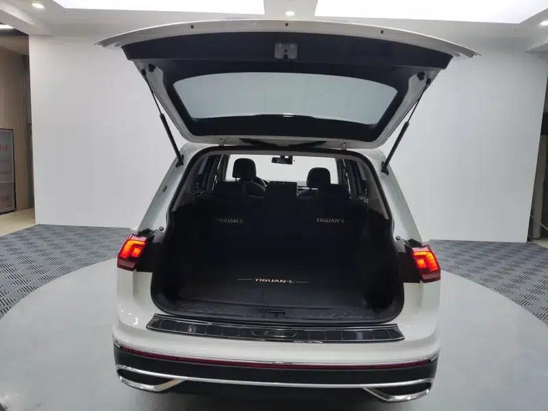 Tiguan L 2023 280TSI Trendy Limited Edition — миниатюра 19