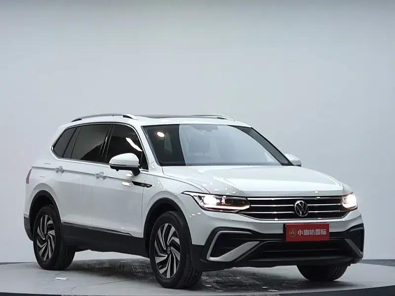 Tiguan L 2023 280TSI Trendy Limited Edition — миниатюра 3